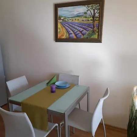 Sunrise 2 Bedrooms 奥布佐尔